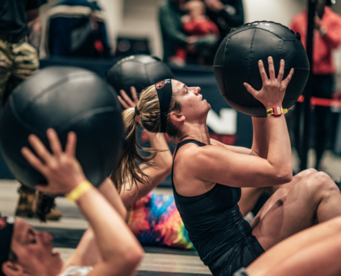 25 Abdominales con balón